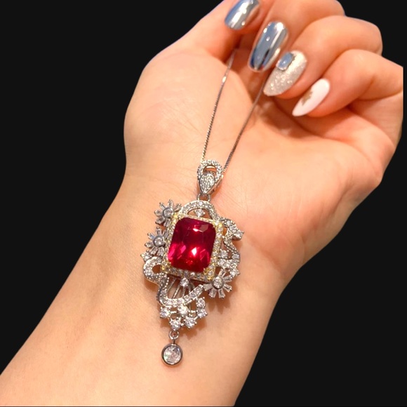 The Vony Swarovski Crystal 925 Silver Pendant Necklace - Picture 6 of 15